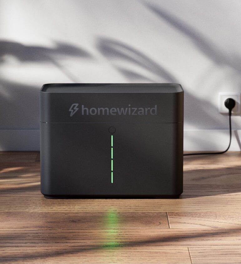 thuisbatterij-met-stekker